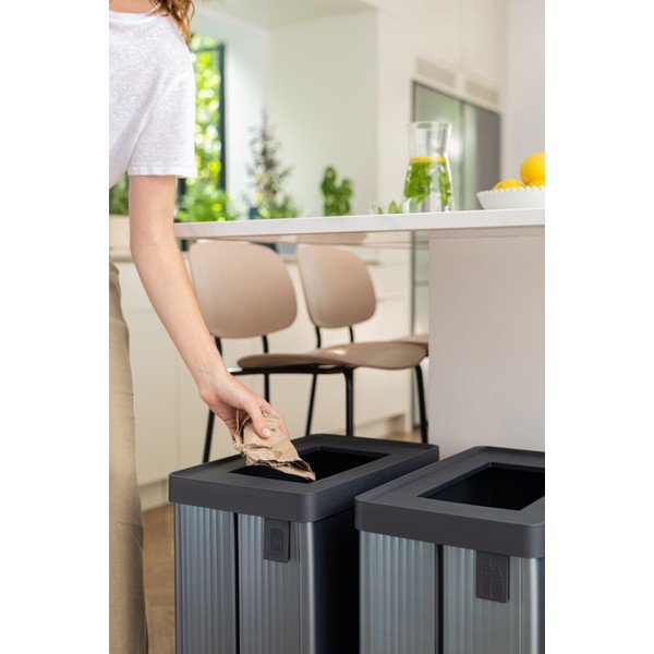 Sivý odpadkový kôš na triedený odpad z recyklovaného plastu 54 l Verto Recycle – Curver-image-4