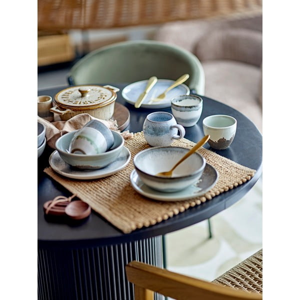 Svetlozelená šálka z kameniny 195 ml Paula – Bloomingville-image-2