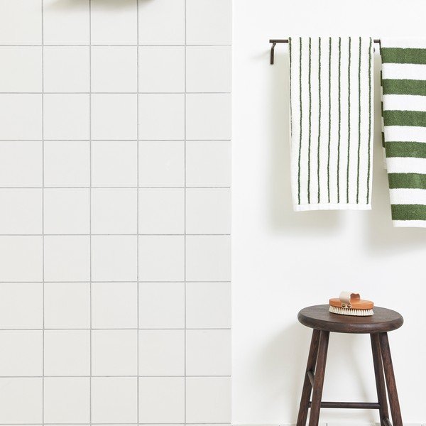 Hnedá nástenná nerezová kúpeľňová polička Pieni – OYOY Living Design-image-3