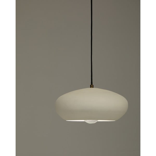 Biele závesné svietidlo s kovovým tienidlom ø 40 cm Inda – Kave Home-image-2