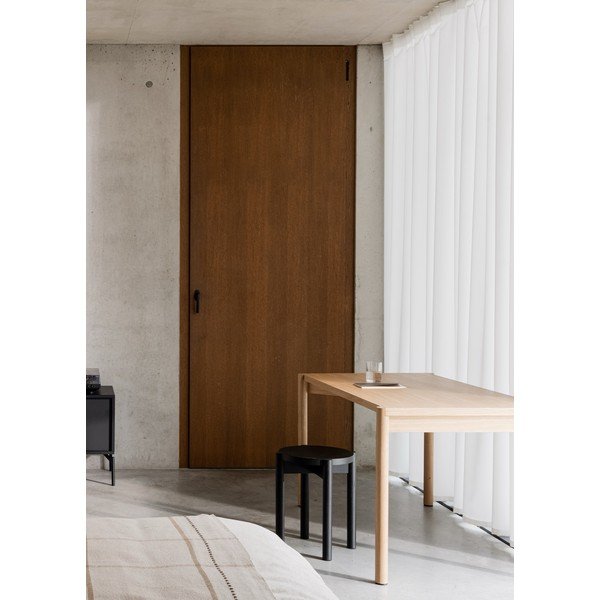 Čierna stolička z bukového dreva Hopp – noo.ma-image-3