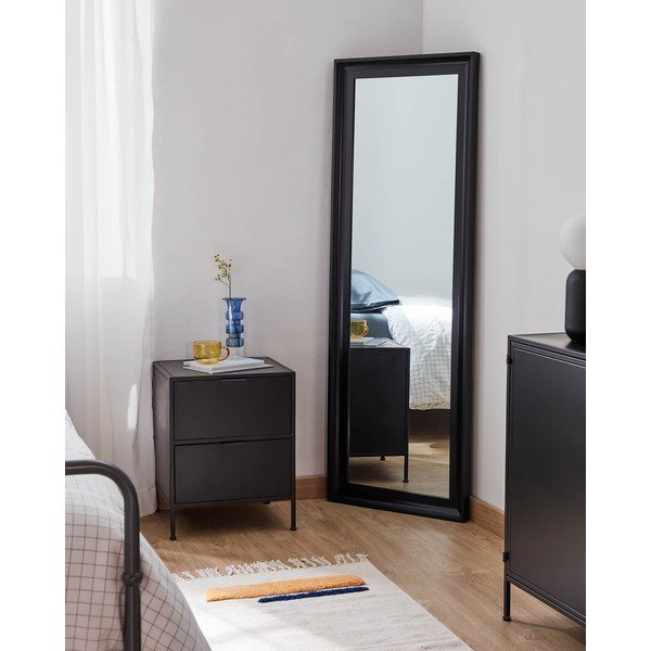 Čierny oceľový nočný stolík Shantay – Kave Home-image-4