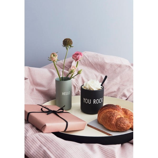 Čierny porcelánový hrnček 300 ml You Rock – Design Letters-image-2