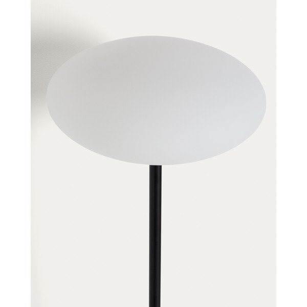 Biela/čierna stojacia lampa so skleneným tienidlom (výška  120 cm) Idela – Kave Home-image-1
