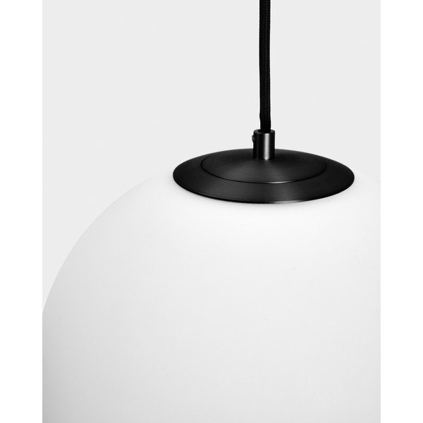 Biele/čierne kovové závesné svietidlo so skleneným tienidlom ø 30 cm Brisia – Kave Home-image-2
