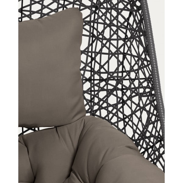 Tmavosivé závesné záhradné kreslo z umelého ratanu Florina – Kave Home-image-3
