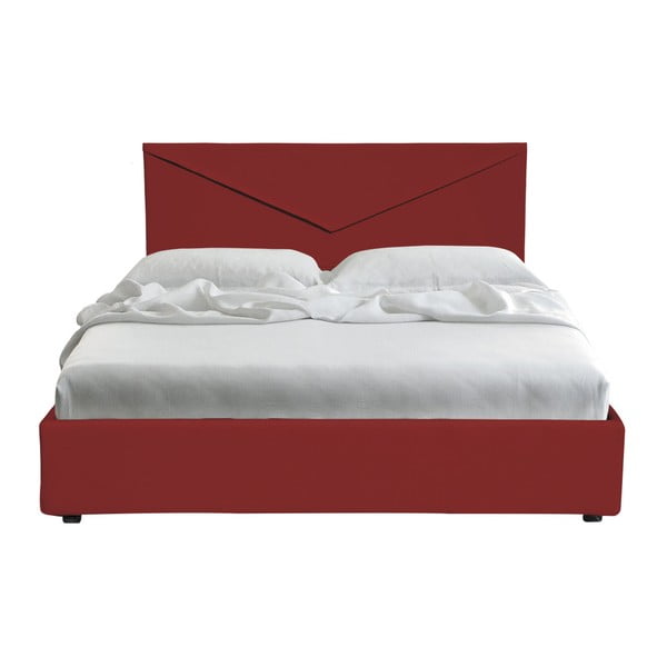 Červená dvojlôžková posteľ s úložným priestorom a poťahom z koženky 13Casa Mina, 160 x 190 cm
