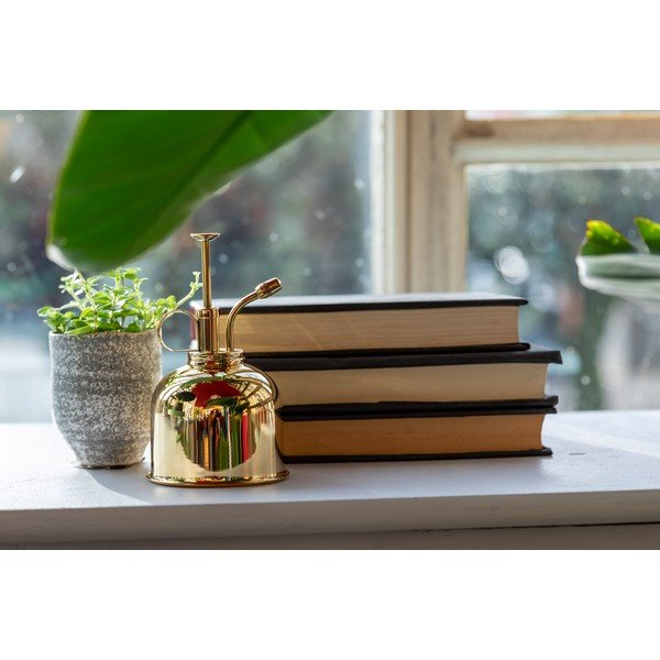 Postrekovač v zlatej farbe Esschert Design, 300 ml-image-1