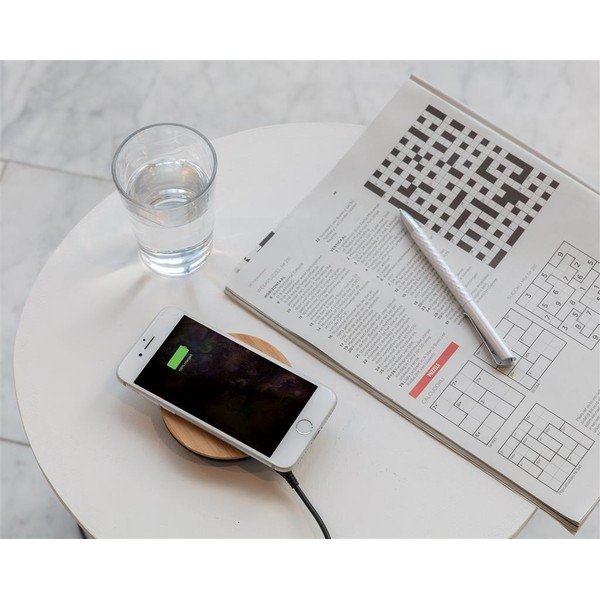 Bambusová bezdrôtová nabíjačka XD Exclusive-image-1