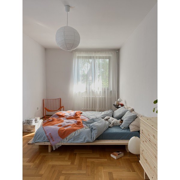 Dvojlôžková posteľ z borovicového dreva s roštom v prírodnej farbe 160x200 cm Japan – Karup Design-image-4