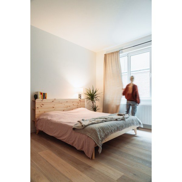 Dvojlôžková posteľ z borovicového dreva s roštom 180x200 cm Retreat – Karup Design-image-1