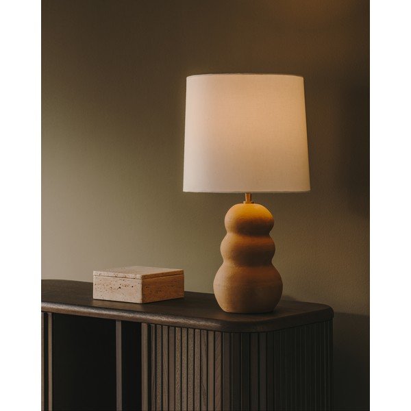 Kamenná stolová lampa v prírodnej farbe s textilným tienidlom (výška  55 cm) Madsen – Kave Home-image-1