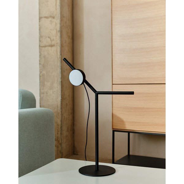 Čierna kovová LED stmievateľná stolová lampa (výška 61,5 cm) Orey – Kave Home-image-1