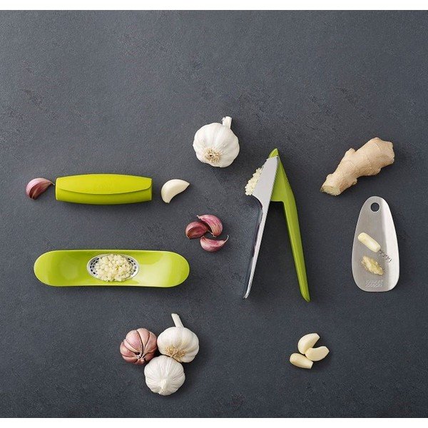 Zelené kolískové stláčadlo na cesnak Joseph Joseph Garlic Rocker-image-4