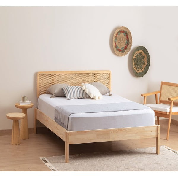 Jednolôžková posteľ zo smrekového dreva s roštom v prírodnej farbe 90x200 cm Izabelya – Kalune Design-image-1