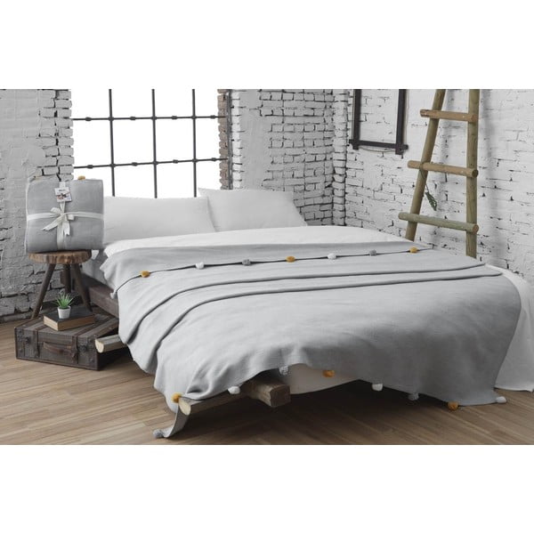 Sivý fleecový pléd 150x200 cm Pom Pom – Mijolnir-image-1