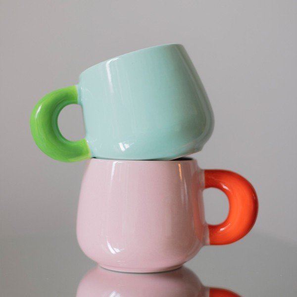 Ružový hrnček z kostného porcelánu 470 ml Coco – ONA-image-4