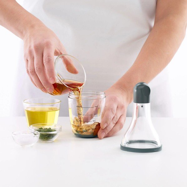 Tritánový dressing shaker – Lékué-image-3