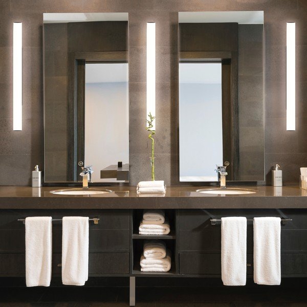 Čierne nástenné svietidlo SULION Caspio, dĺžka 90 cm-image-3