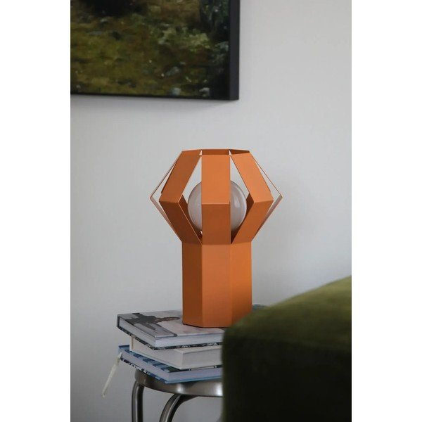 Oranžová kovová stolová lampa s kovovým tienidlom (výška  27 cm) Octa – Markslöjd-image-1