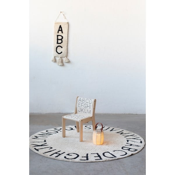 Detská stolička v béžovo-prírodnej farbe ABC – Lorena Canals-image-1