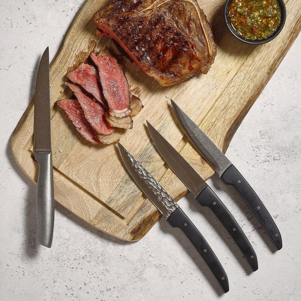 Čierne/v striebornej farbe oceľové steakové nože v súprave 4 ks Carne – BonBistro-image-2