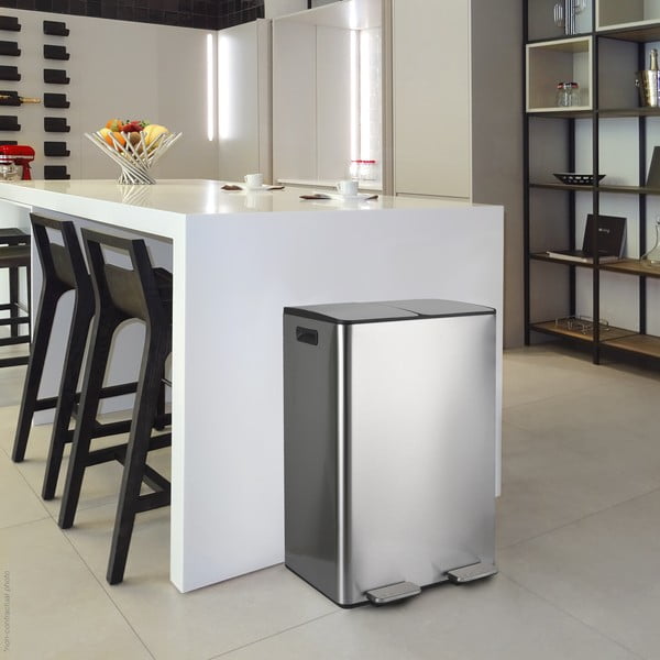Oceľový odpadkový kôš 2x30 l na triedený odpad/nášľapný v matne striebornej farbe Aliya – Spirella-image-1