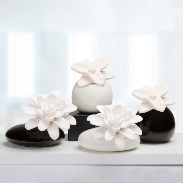 Biely keramický difuzér s vôňou vanilky Boles d´olor-image-3