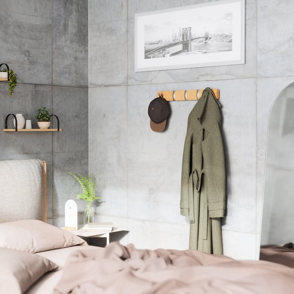 Nástenný vešiak z jaseňového dreva v prírodnej farbe Flip - Umbra-image-1