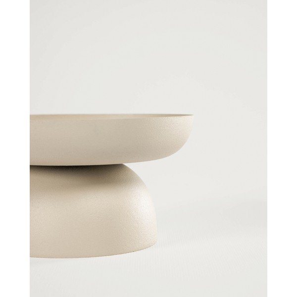 Kovová dekoratívna tácka ø 14 cm Kaili – Kave Home-image-3