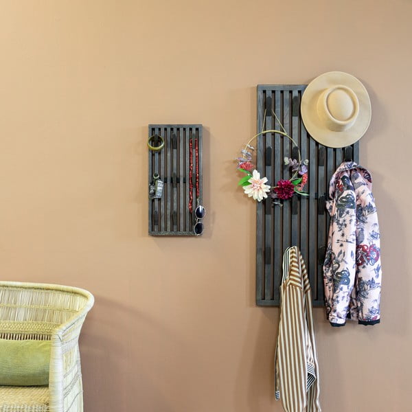 Tmavohnedý nástenný vešiak z dubového dreva 24 cm Parco – Spinder Design-image-1