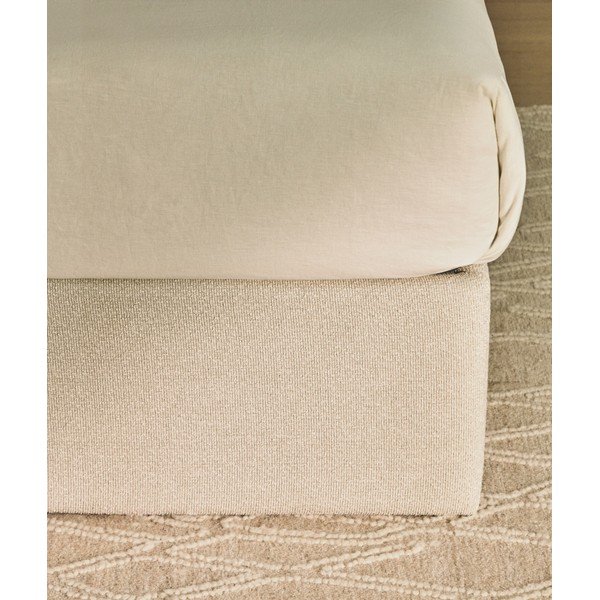 Krémovobiela čalúnená dvojlôžková posteľ zo ženilky s úložným priestorom/bez čela s roštom 160x200 cm Nelzi – Kave Home-image-4