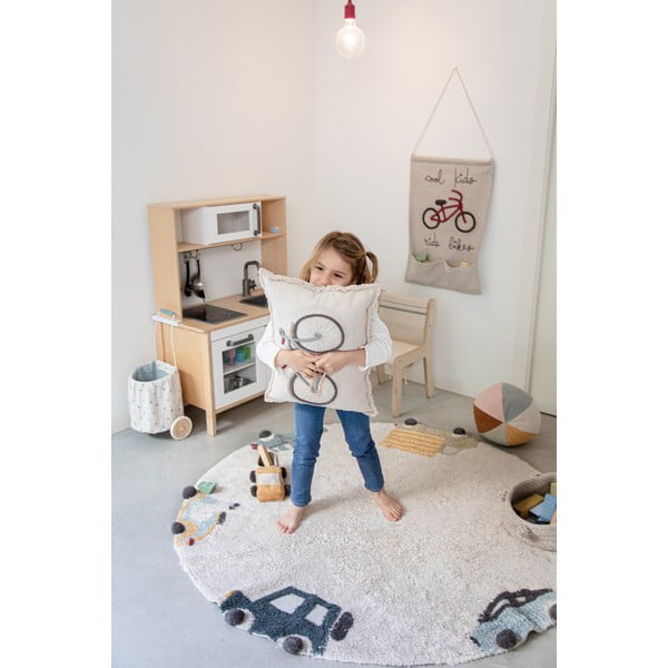Krémový prateľný ručne tkaný bavlnený detský koberec ø140 cm Wheels – Lorena Canals-image-4