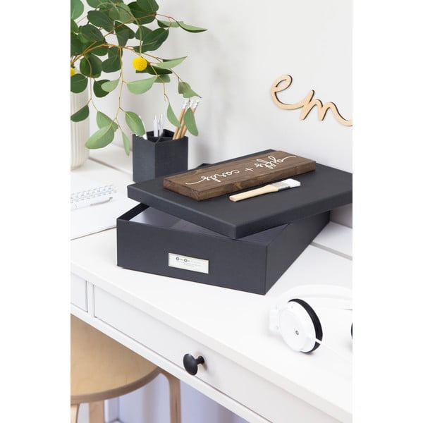 Tmavosivý úložný box s menovkou na dokumenty Bigso Box of Sweden Oskar, veľkosť A4-image-1