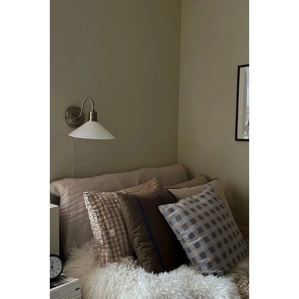 Nástenné svietidlo v bielo-mosadznej farbe Vela – Markslöjd-image-1