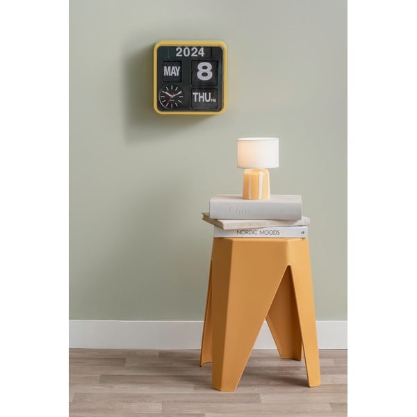 Plastová stolička v horčicovej farbe Cherish – Leitmotiv-image-3