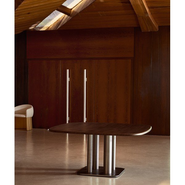 Jedálenský stôl v dekore orecha 150x150 cm Melvar – Kave Home-image-1