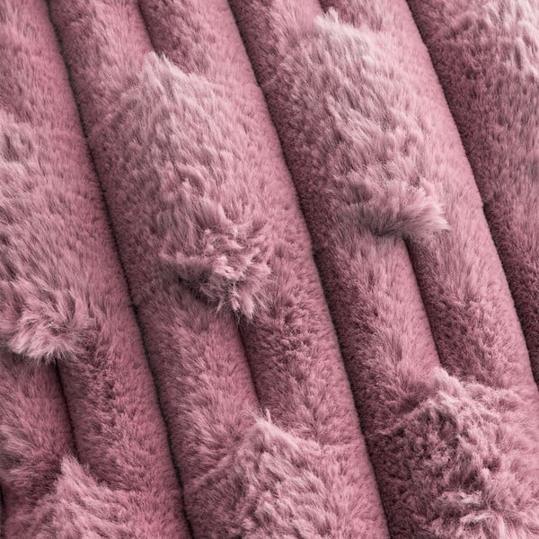 Ružová deka z mikroplyšu 150x200 cm Carved Fur – Bianca-image-2
