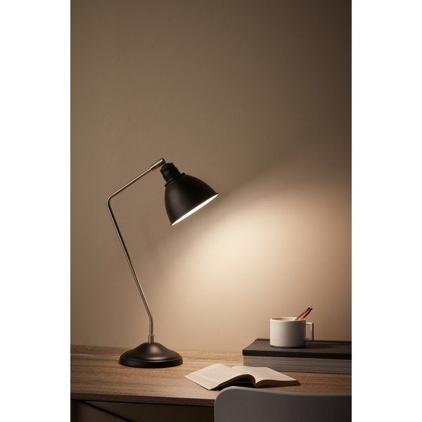 Čierna stolová lampa s detailmi v striebornej farbe Markslöjd Coast-image-1