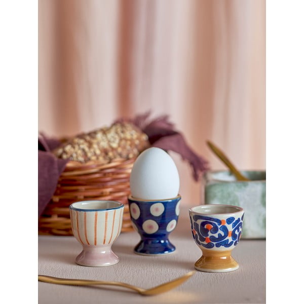 Stojančeky na vajíčka v súprave 3 ks z kameniny Eviaya – Bloomingville-image-1