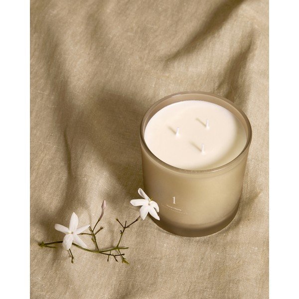 Vonná sviečka doba horenia 50 h Soft Jasmin – Kave Home-image-1