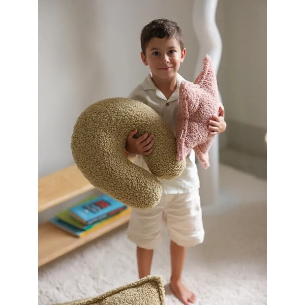 Zelený detský pohovkový vankúš z textílie buklé U – Wigiwama-image-1