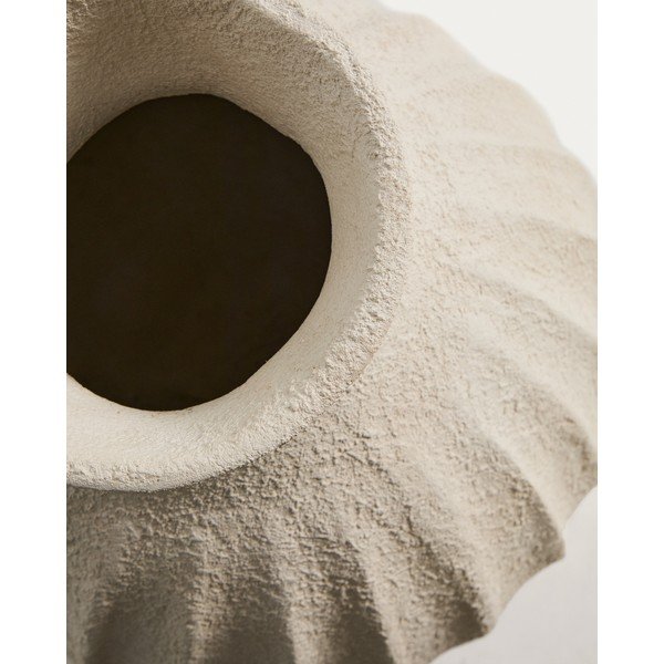 Krémovobiela ručne vyrobená/vysoká váza z papiermaša (výška  67 cm) Arquena – Kave Home-image-2