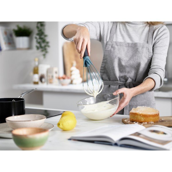 Skladacia metlička Twist Whisk Sky – Joseph Joseph-image-1