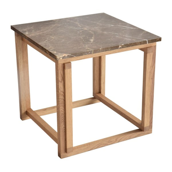Hnedý mramorový odkladací stolík s podnožou z dubového dreva RGE Accent, šírka 50 cm