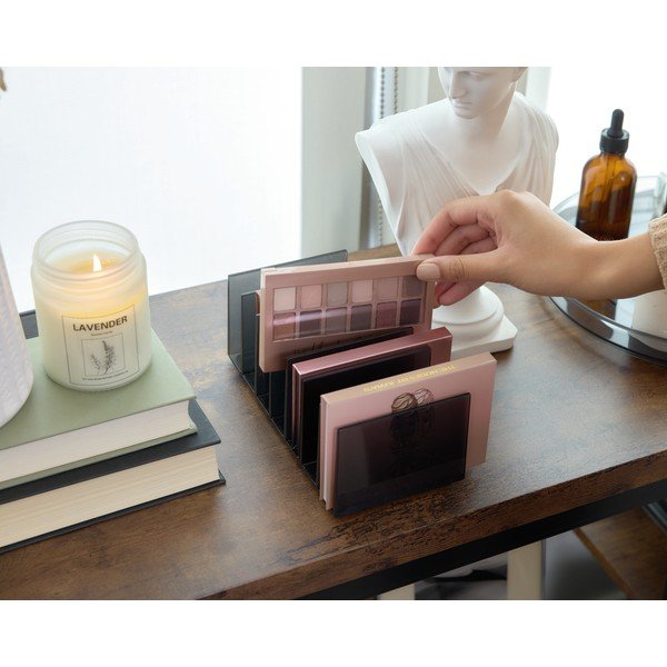 Matne čierny kúpeľňový organizér na kozmetiku z recyklovaného plastu Palette Station - iDesign-image-4