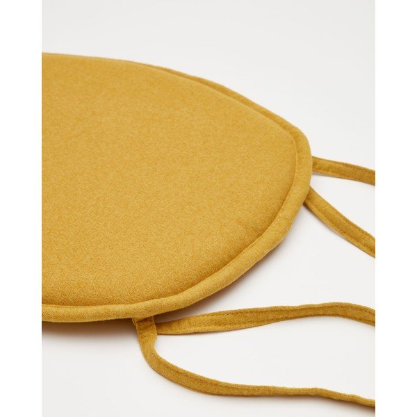 Sedák z mikrovlákna 43x43 cm Romane – Kave Home-image-2