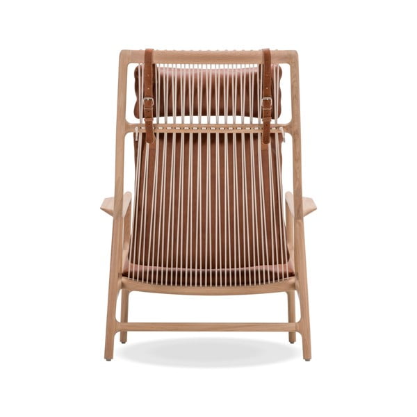 Kreslo s konštrukciou z masívneho dubového dreva a koňakovohnedým sedadlom z byvolej kože Gazzda Dedo-image-4