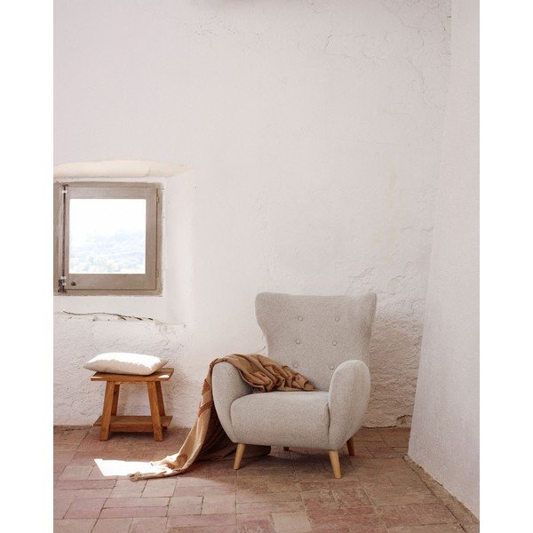 Béžové kreslo ušiak Patio – Kave Home-image-1