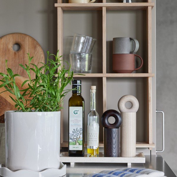 Kameninový ručne vyrobený obal na kvetináč ø 16,5 cm Nami – OYOY Living Design-image-1